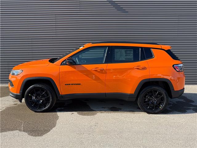 2026 Jeep Compass North (Stk: 26197) in London - Image 3 of 26