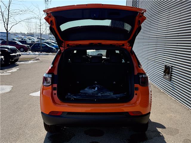 2026 Jeep Compass North (Stk: 26197) in London - Image 6 of 26