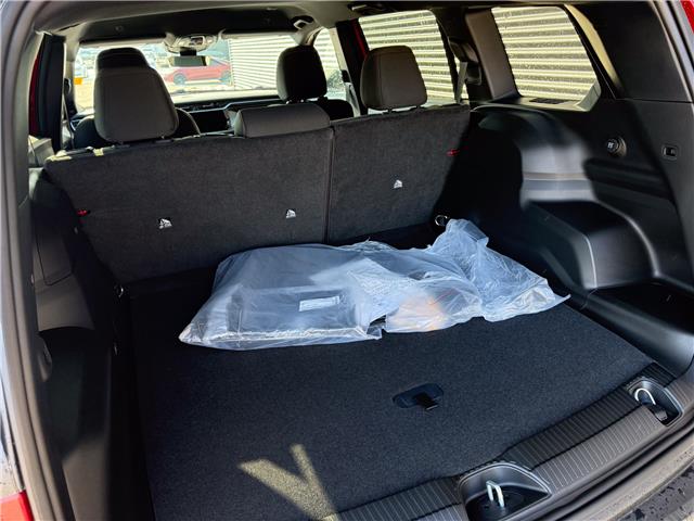 2026 Jeep Cherokee Laredo/Limited (Stk: 26199) in London - Image 7 of 24