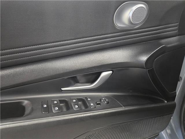 2022 Hyundai Elantra Preferred (Stk: 22HE64117) in Winnipeg - Image 10 of 24