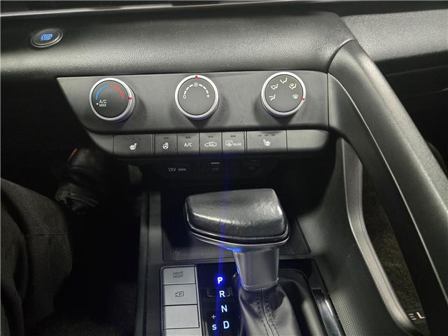2022 Hyundai Elantra Preferred (Stk: 22HE64117) in Winnipeg - Image 18 of 24