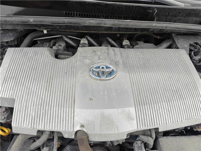 2018 Toyota Prius Base in Ottawa - Image 5 of 7