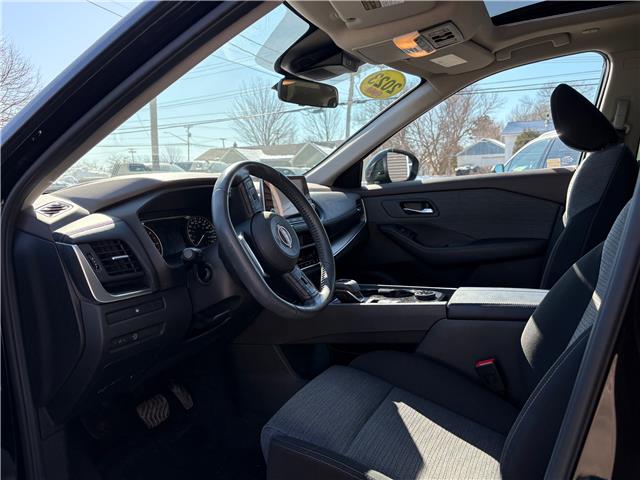2023 Nissan Rogue SV Moonroof in Sussex - Image 8 of 13