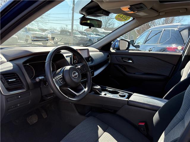 2023 Nissan Rogue SV Moonroof in Sussex - Image 8 of 13