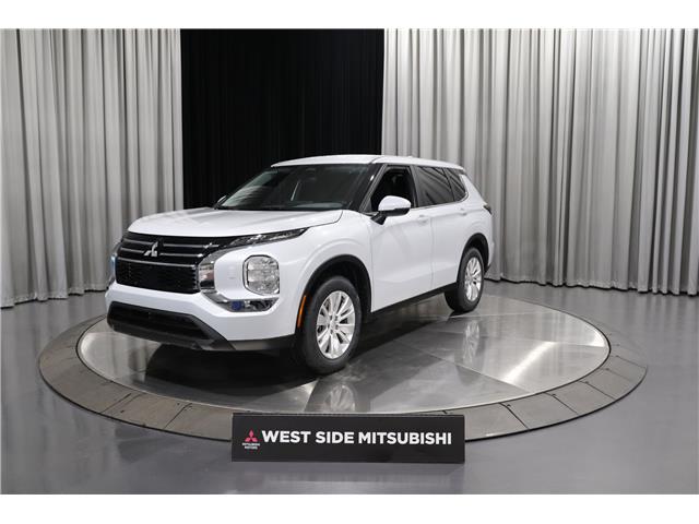 2026 Mitsubishi Outlander ES (Stk: T26359) in Edmonton - Image 3 of 30 2026 Mitsubishi Outlander ES (Stk: T26359) in Edmonton - Image 3 of 30