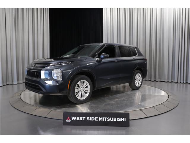 2026 Mitsubishi Outlander ES (Stk: T26358) in Edmonton - Image 3 of 30