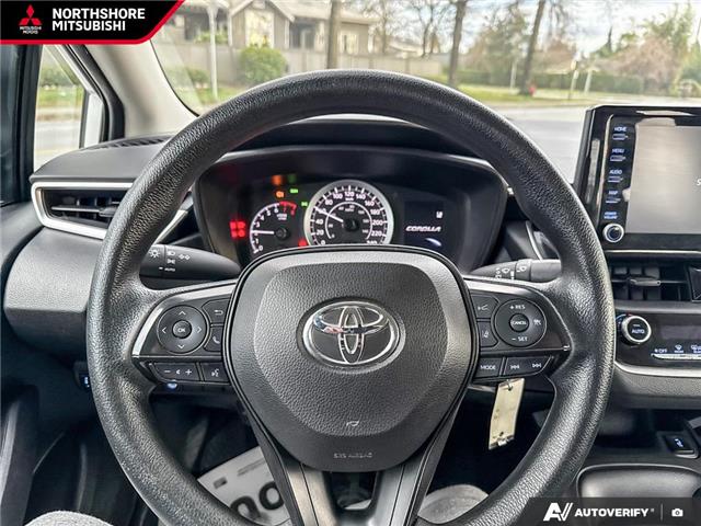 2022 Toyota Corolla LE (Stk: 328491) in North Vancouver - Image 12 of 23