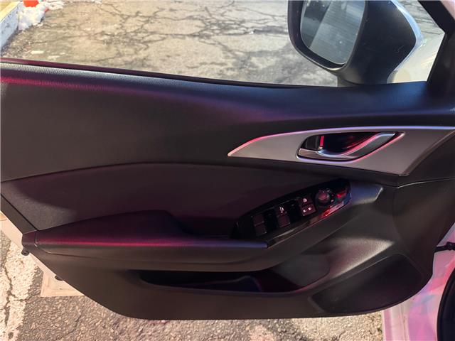 2017 Mazda Mazda3 Sport GT (Stk: 2602041) in Waterloo - Image 11 of 22 2017 Mazda Mazda3 Sport GT (Stk: 2602041) in Waterloo - Image 11 of 22