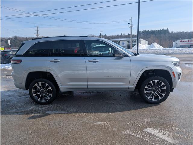 2023 Jeep Grand Cherokee 4xe Overland (Stk: 03527R) in Owen Sound - Image 6 of 20