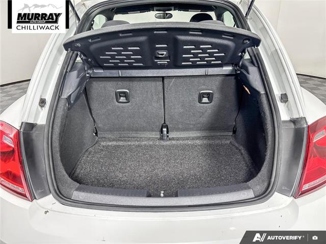 2018 Volkswagen Beetle 2.0 TSI Trendline (Stk: 26D285A) in Chilliwack - Image 13 of 36