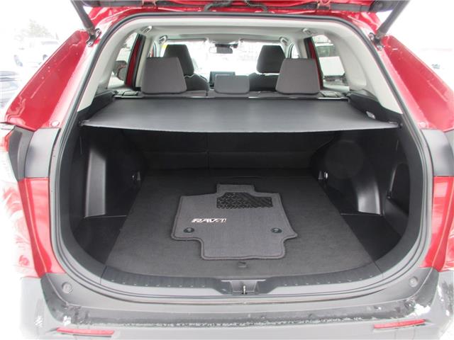 2020 Toyota RAV4 XLE (Stk: 26106A) in Peterborough - Image 5 of 27 2020 Toyota RAV4 XLE (Stk: 26106A) in Peterborough - Image 5 of 27