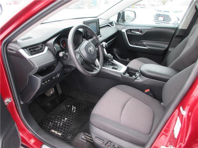 2020 Toyota RAV4 XLE (Stk: 26106A) in Peterborough - Image 11 of 27 2020 Toyota RAV4 XLE (Stk: 26106A) in Peterborough - Image 11 of 27
