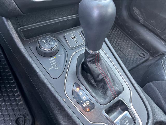 2021 Jeep Cherokee Trailhawk (Stk: 05916H) in Sarnia - Image 18 of 25 2021 Jeep Cherokee Trailhawk (Stk: 05916H) in Sarnia - Image 18 of 25