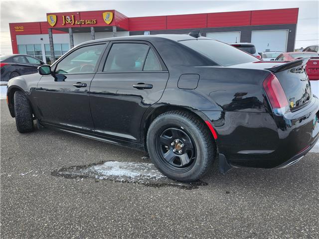 2022 Chrysler 300 S (Stk: J25112-2) in Brandon - Image 7 of 21