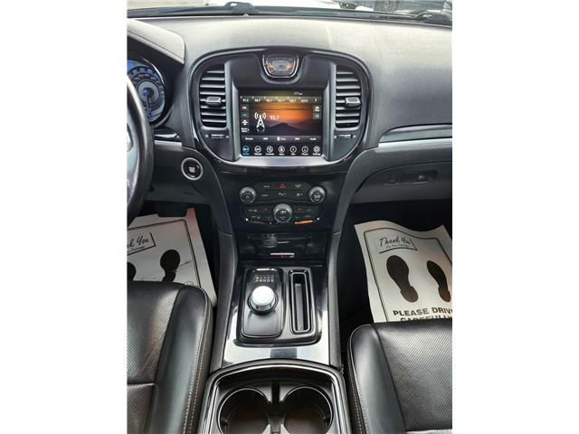 2022 Chrysler 300 S (Stk: J25112-2) in Brandon - Image 13 of 21