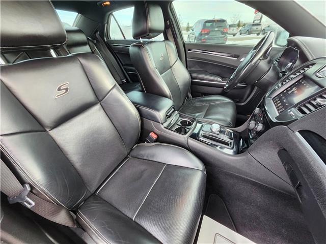 2022 Chrysler 300 S (Stk: J25112-2) in Brandon - Image 15 of 21