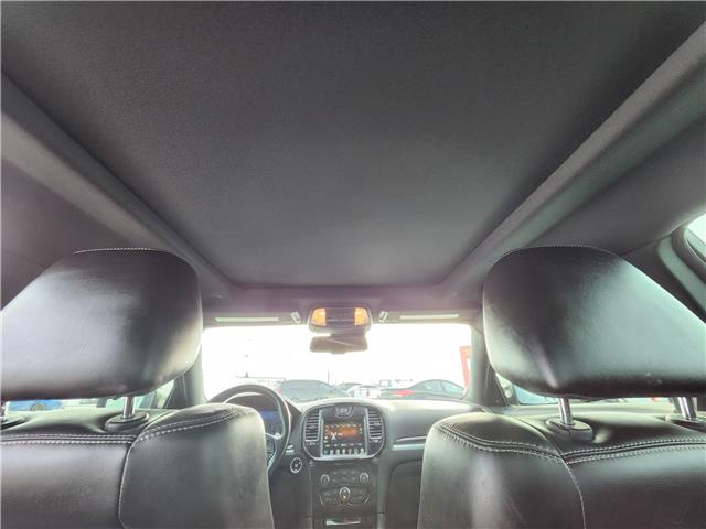 2022 Chrysler 300 S (Stk: J25112-2) in Brandon - Image 18 of 21