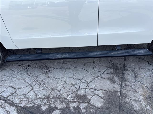 2025 Lincoln Navigator Reserve (Stk: P6966) in Brantford - Image 5 of 26