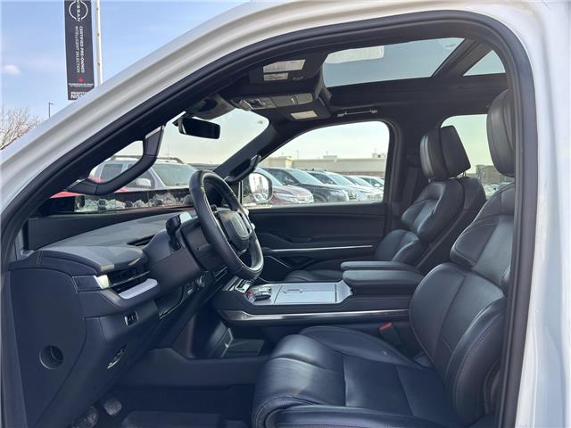 2025 Lincoln Navigator Reserve (Stk: P6966) in Brantford - Image 6 of 26