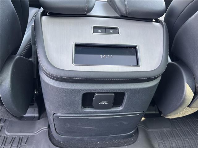 2025 Lincoln Navigator Reserve (Stk: P6966) in Brantford - Image 16 of 26