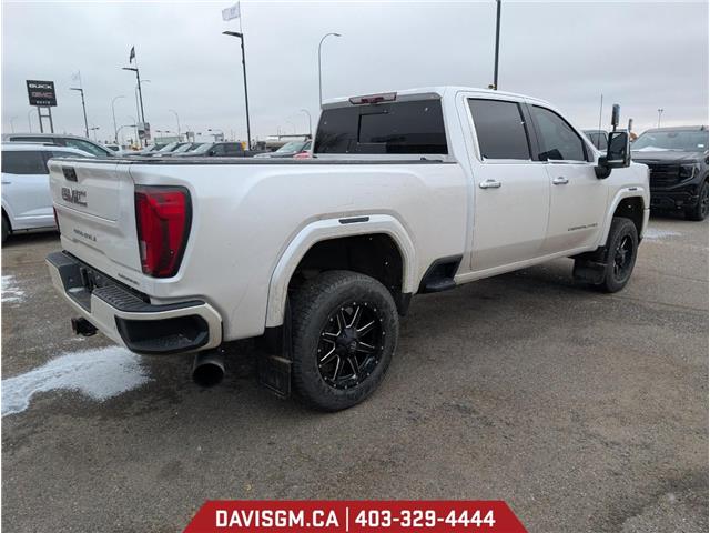 2020 GMC Sierra 3500HD Denali (Stk: 303019) in Lethbridge - Image 5 of 15