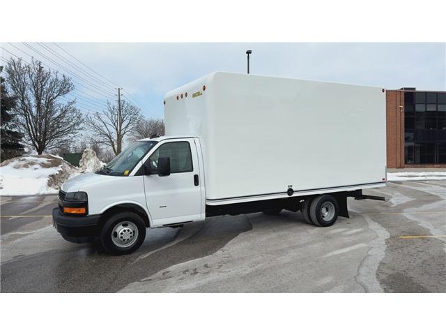 2024 Chevrolet Express Cutaway Work Van (Stk: ATNP6305) in Vaughan - Image 5 of 29