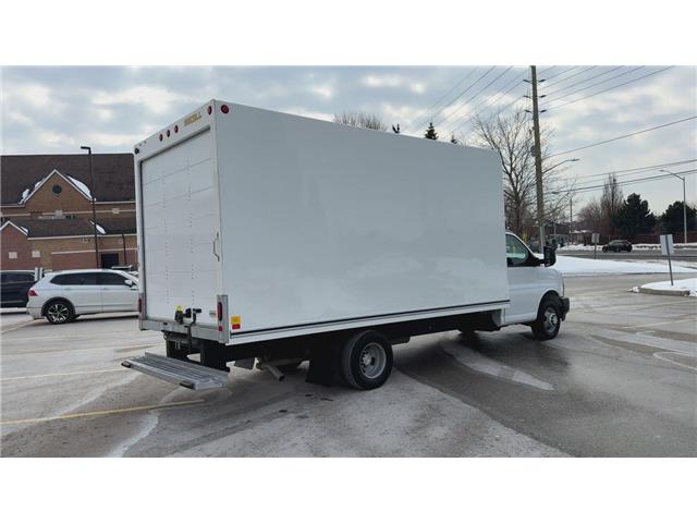 2024 Chevrolet Express Cutaway Work Van (Stk: ATNP6305) in Vaughan - Image 9 of 29