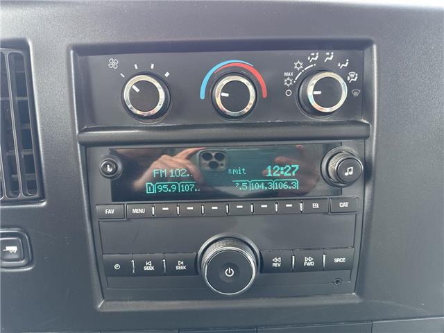 2024 Chevrolet Express Cutaway Work Van (Stk: ATNP6305) in Vaughan - Image 16 of 29