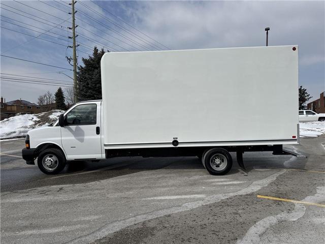 2024 Chevrolet Express Cutaway Work Van (Stk: ATNP6305) in Vaughan - Image 24 of 29