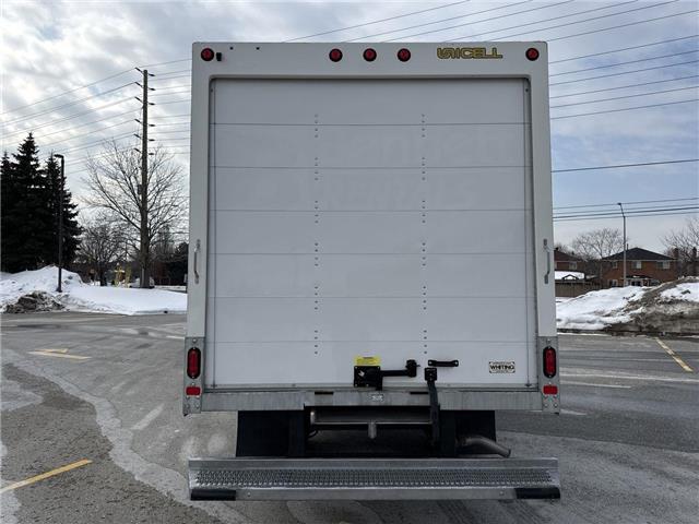2024 Chevrolet Express Cutaway Work Van (Stk: ATNP6305) in Vaughan - Image 25 of 29