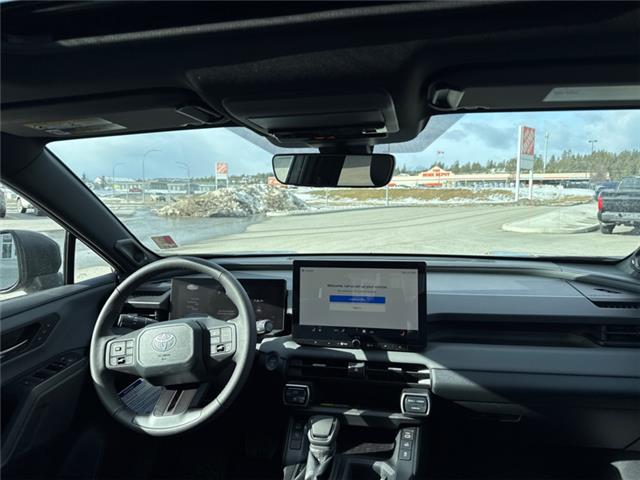 2026 Toyota RAV4 XSE (Stk: W004570) in Cranbrook - Image 10 of 22