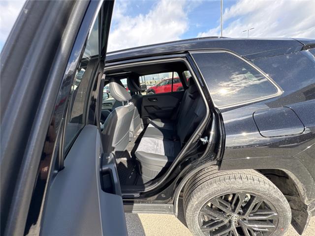 2026 Toyota RAV4 XSE (Stk: W004570) in Cranbrook - Image 13 of 22