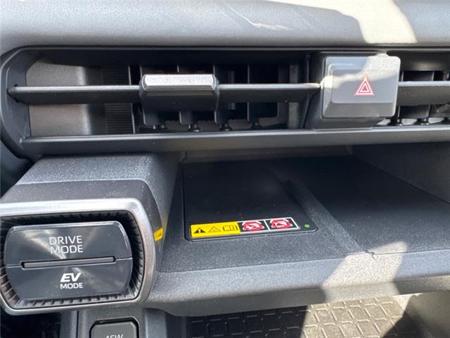 2026 Toyota RAV4 XSE (Stk: W004570) in Cranbrook - Image 17 of 22