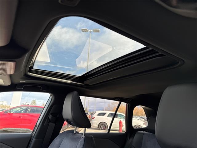 2026 Toyota RAV4 XSE (Stk: W004570) in Cranbrook - Image 19 of 22