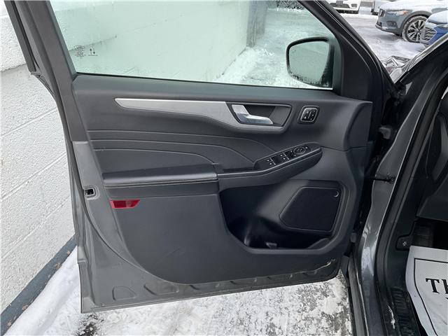 2023 Ford Escape Platinum (Stk: 251635) in Kingston - Image 16 of 21