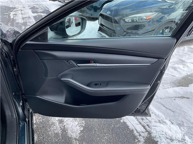 2023 Mazda Mazda3 Sport GX (Stk: 260139) in Kingston - Image 17 of 21