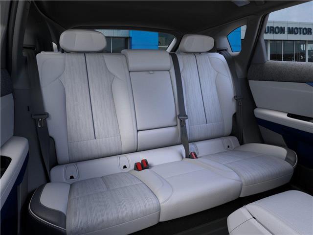 2026 Cadillac OPTIQ Premium Luxury (Stk: 107074) in Exeter - Image 17 of 24