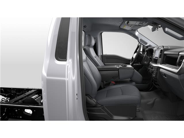 2026 Ford F-550 Chassis XL (Stk: HT116) in Kamloops - Image 5 of 7