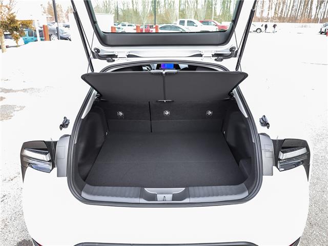 2026 Toyota Prius Plug-In Hybrid SE (Stk: T9748) in Welland - Image 4 of 26 2026 Toyota Prius Plug-In Hybrid SE (Stk: T9748) in Welland - Image 4 of 26