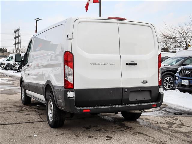 2025 Ford Transit-250 Cargo Base (Stk: 25TV696) in Toronto - Image 4 of 14