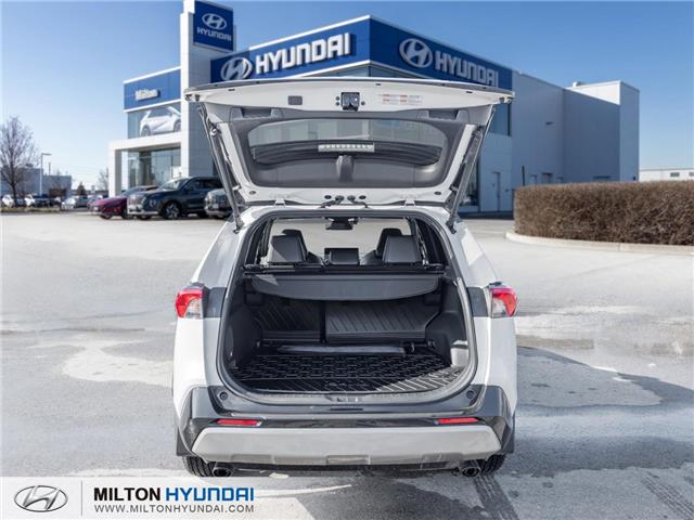 2025 Toyota RAV4 Hybrid XSE (Stk: 262238) in Milton - Image 7 of 26