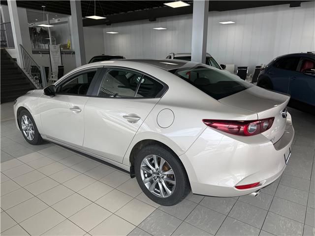 2022 Mazda Mazda3 GS (Stk: 24642) in Pembroke - Image 2 of 19