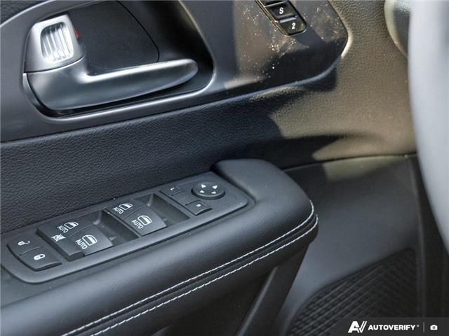 2026 Chrysler Pacifica Select (Stk: T8071) in Hamilton - Image 17 of 27 2026 Chrysler Pacifica Select (Stk: T8071) in Hamilton - Image 17 of 27