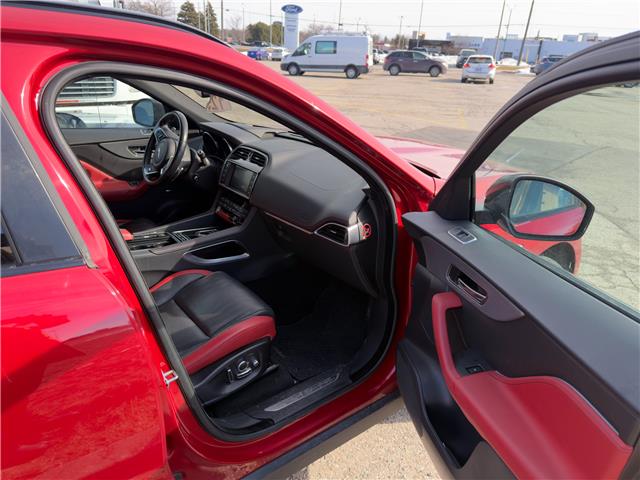 2018 Jaguar F-PACE S (Stk: 6A006XZ) in Oakville - Image 11 of 24