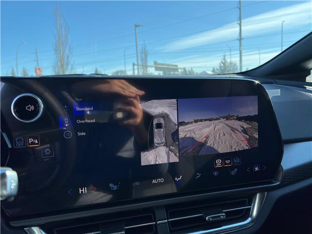 2026 Chevrolet Equinox EV LT (Stk: TS152786) in Calgary - Image 17 of 23
