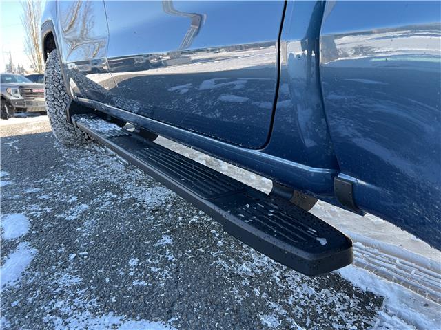 2026 GMC Sierra 1500 Elevation (Stk: TZ256218) in Calgary - Image 12 of 26