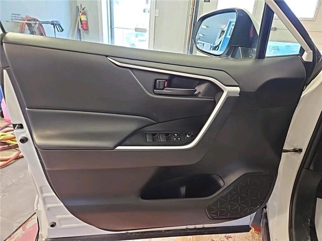 2024 Toyota RAV4 LE (Stk: 470442) in Lower Sackville - Image 4 of 11