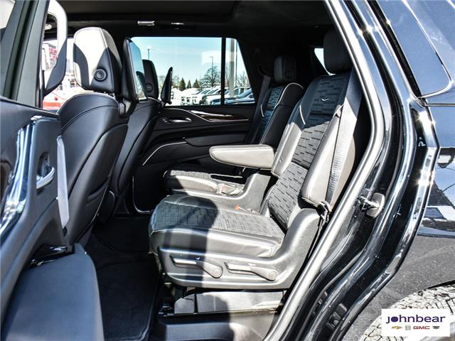 2023 Cadillac Escalade Sport Platinum (Stk: U4379) in Hamilton - Image 17 of 33