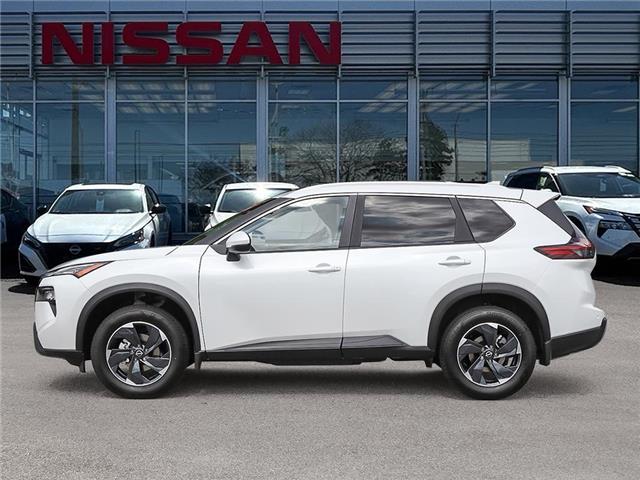 2026 Nissan Rogue SV Moonroof (Stk: W26073) in Scarborough - Image 3 of 23