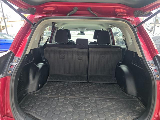 2018 Toyota RAV4 LE (Stk: 2602050) in Waterloo - Image 18 of 20